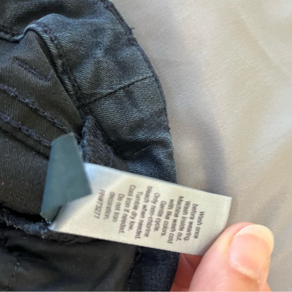 Jennifer Lopez stretchy jeans leggings. - Picture 5 of 9